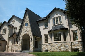 Natural Stone Veneer & Stucco Finish